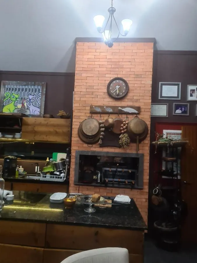 Апартаменты Casa Marrom Do Chef Арарангуа Проживание в семье