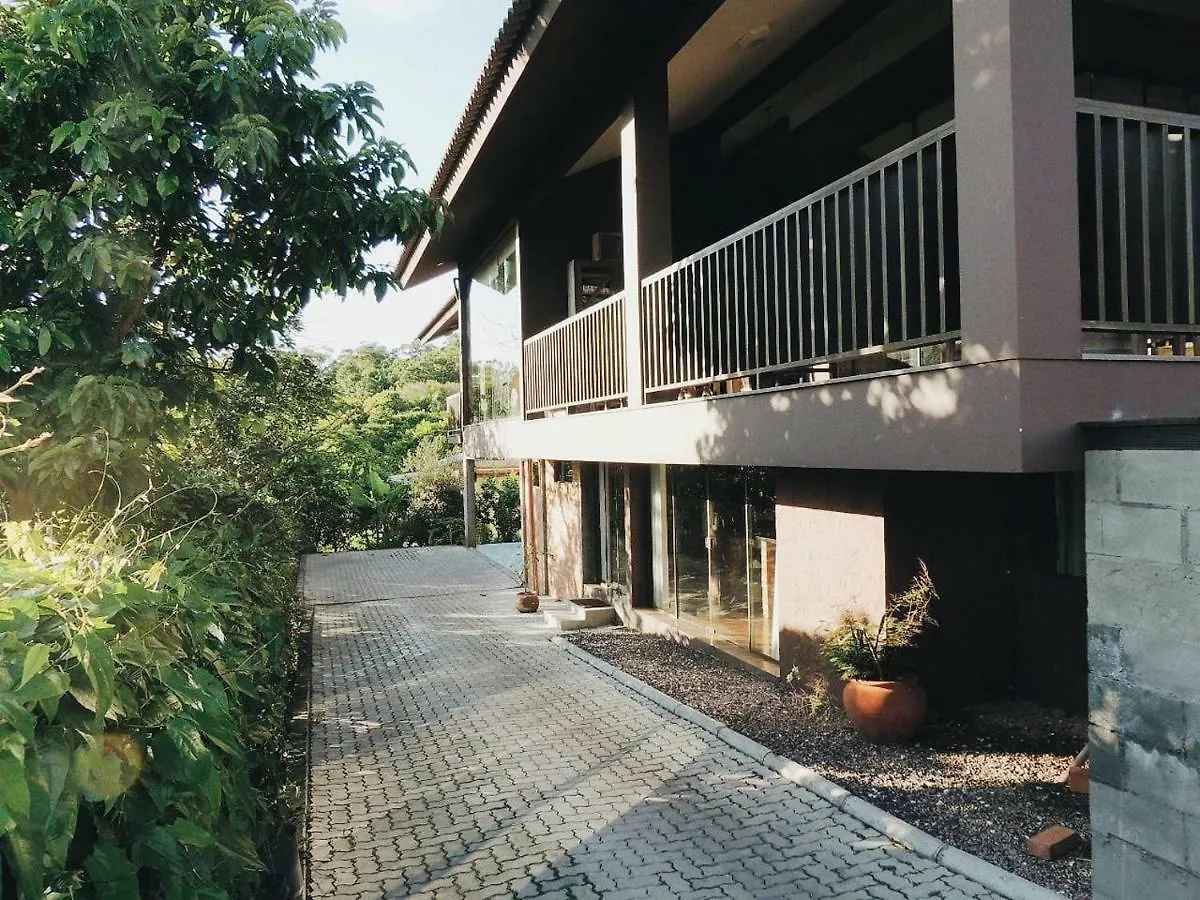 Апартаменты Casa Marrom Do Chef Арарангуа